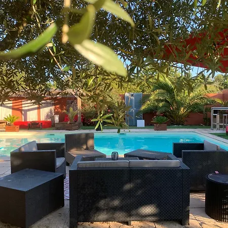 Hotell Lumin Saint-Lumine-de-Coutais